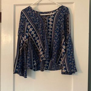 Size medium pattern blouse with bell sleeves